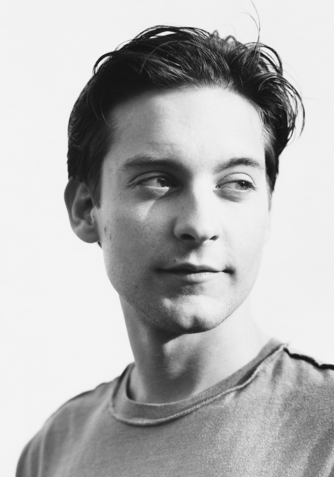 Nicolas（托比·马奎尔饰演）