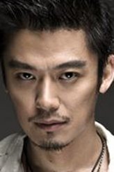 王进（芦芳生饰演）