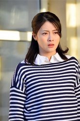 翠翠（朱锐饰演）