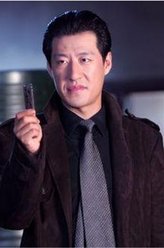 于震剧照