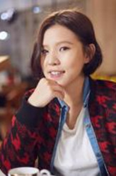 金晶（谢依霖饰演）