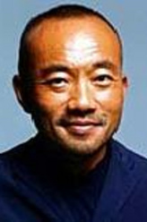 丹内市生（竹中直人饰演）