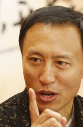 王洛勇剧照