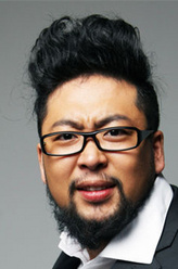 吴二黑（修睿饰演）