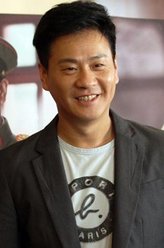 蓝玉棠（连奕名饰演）