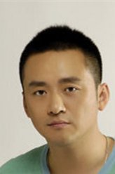 李文华（李坤霖饰演）