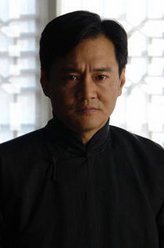 安亲王（王辉饰演）